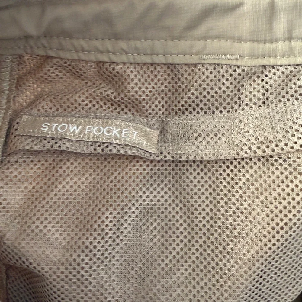 The North Face Womens Horizon Capri Hiking Pants Khaki Tan Nylon Size 10